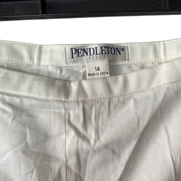 Pendleton white capri pants size 14 - Picture 2 of 4